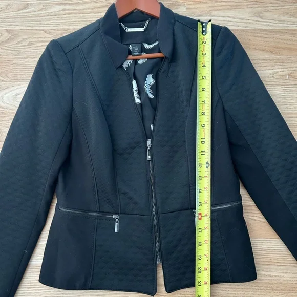White House Black Market Black Quilted Blazer - Picture 4 of 6